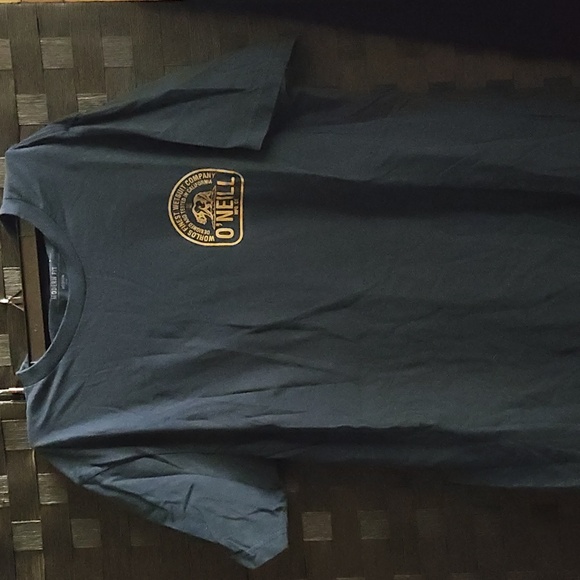 Unisex T-shirt size medium - Picture 2 of 3